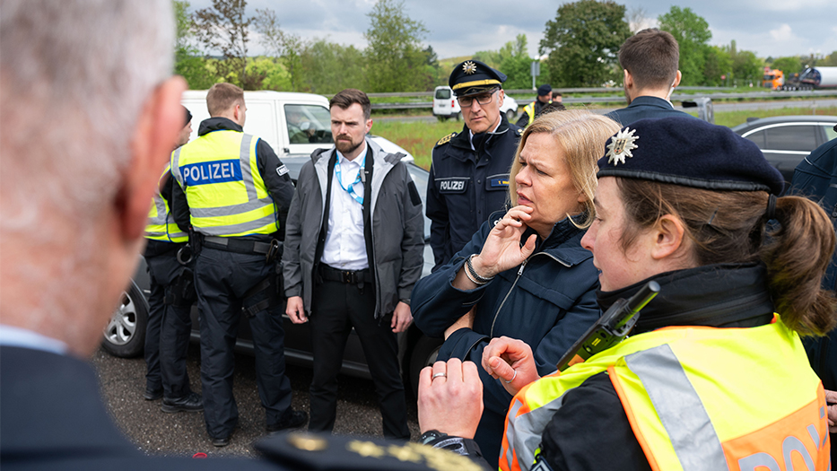 Besuch der Bundesinnenministerin Nancy Faeser des Grenzübergang zwischen Deutschland und Frankreich Goldene Bremm